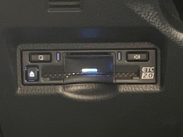 ヴォクシー ハイブリッドＳ－Ｚ　禁煙車　純正１０．５型ナビ　バックカメラ　ビルトインＥＴＣ　両側電動スライドドア　レーダークルーズコントロール　セーフティセンス　リアオートエアコン　ＬＥＤヘッドライト　純正１７ＡＷ　スマートキー（62枚目）