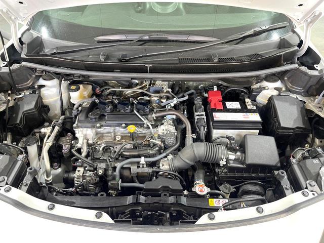 ヤリスクロス Ｚ　禁煙車　ナビ機能付き純正ディスプレイオーディオ　全周囲モニター　シートヒーター　レーダークルーズ　ブラインドスポットモニター　ＬＥＤヘッドライト　オートライト　パワーシート　スマートキー（19枚目）