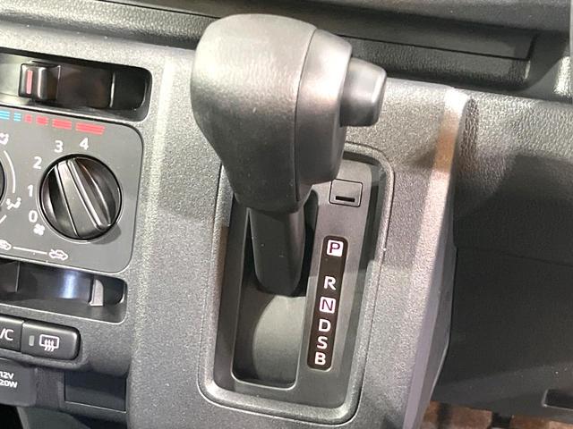 ハイゼットカーゴ クルーズ 禁煙車 届出済未使用車 衝突被害軽減システム コーナーセンサー スマートキー オートライト デュアルエアコン(31枚目)