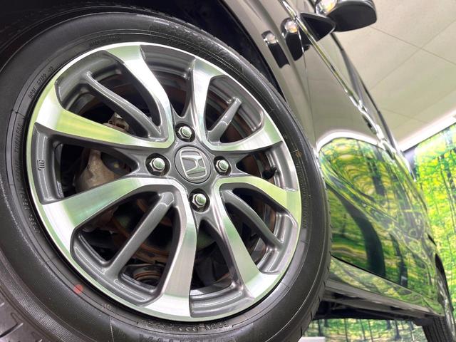 Ｎ－ＢＯＸカスタム Ｌ　禁煙車　片側電動スライドドア　純正ＳＤナビ　衝突被害軽減システム　シートヒーター　レーダークルーズ　コーナーセンサー　スマートキー　ＬＥＤヘッド　純正１４インチアルミ　オートハイビーム　車線逸脱警報（13枚目）