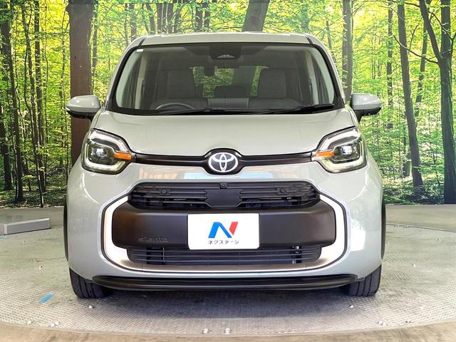 シエンタ ハイブリッドＺ　禁煙車　１０．５インチディスプレイオーディオ　全周囲カメラ　衝突被害軽減システム　ＢＳＭ　コーナーセンサー　ＬＥＤヘッド　車線逸脱警報　ＥＴＣ　オートライト　オートエアコン　Ｂｌｕｅｔｏｏｔｈ（14枚目）