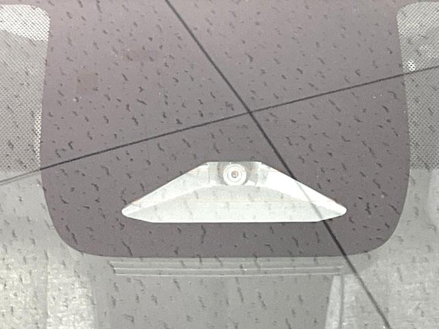 シエンタ ハイブリッドＺ　禁煙車　１０．５インチディスプレイオーディオ　全周囲カメラ　衝突被害軽減システム　ＢＳＭ　コーナーセンサー　ＬＥＤヘッド　車線逸脱警報　ＥＴＣ　オートライト　オートエアコン　Ｂｌｕｅｔｏｏｔｈ（46枚目）