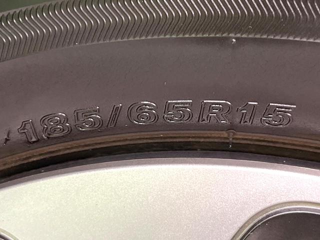 シエンタ ハイブリッドＺ　禁煙車　１０．５インチディスプレイオーディオ　全周囲カメラ　衝突被害軽減システム　ＢＳＭ　コーナーセンサー　ＬＥＤヘッド　車線逸脱警報　ＥＴＣ　オートライト　オートエアコン　Ｂｌｕｅｔｏｏｔｈ（49枚目）