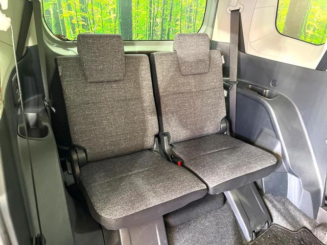 シエンタ ハイブリッドＺ　禁煙車　１０．５インチディスプレイオーディオ　全周囲カメラ　衝突被害軽減システム　ＢＳＭ　コーナーセンサー　ＬＥＤヘッド　車線逸脱警報　ＥＴＣ　オートライト　オートエアコン　Ｂｌｕｅｔｏｏｔｈ（55枚目）