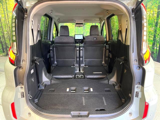 シエンタ ハイブリッドＺ　禁煙車　１０．５インチディスプレイオーディオ　全周囲カメラ　衝突被害軽減システム　ＢＳＭ　コーナーセンサー　ＬＥＤヘッド　車線逸脱警報　ＥＴＣ　オートライト　オートエアコン　Ｂｌｕｅｔｏｏｔｈ（56枚目）