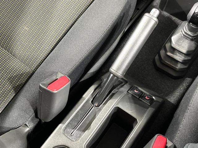 ジムニーシエラ ＪＣ　禁煙車　純正ディスプレイオーディオ　４ＷＤ　バックカメラ　衝突被害軽減システム　スマートキー　ＬＥＤヘッド　ビルトインＥＴＣ　クルコン　車線逸脱警報　オートライト　オートエアコン　Ｂｌｕｅｔｏｏｔｈ（33枚目）
