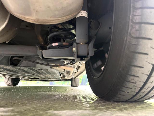 フィットハイブリッド Ｆパッケージ　純正ナビ　バックカメラ　衝突被害軽減システム　禁煙車　スマートキー　ＬＥＤヘッド　ＥＴＣ　オートエアコン　Ｂｌｕｅｔｏｏｔｈ　ＣＤ　ＤＶＤ再生　地デジ（18枚目）