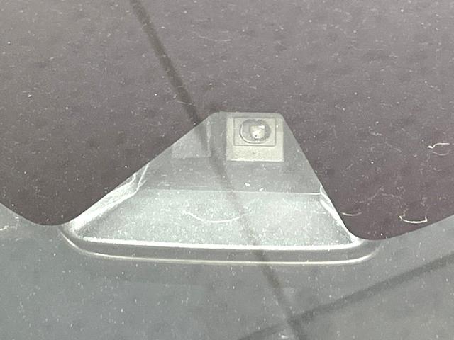 エクストレイル 20X エマージェンシーブレーキパッケージ 禁煙車 7人乗り 純正SDナビ 全周囲カメラ エマージェンシーブレーキ クルーズコントロール ビルトインETC 衝突被害軽減システム コーナーセンサー スマートキー 車線逸脱警報 CD DVD再生(5枚目)