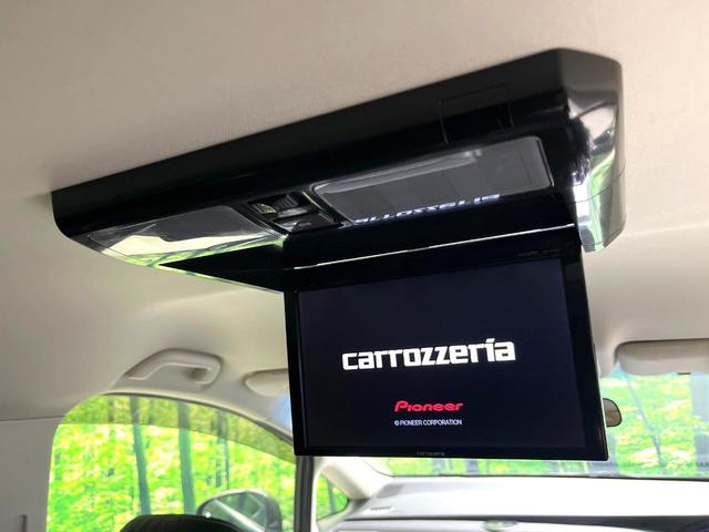 オデッセイ アブソルート・Ｘホンダセンシング　禁煙車　純正８型ナビ　フリップダウンモニター　バックカメラ　アダプティブクルーズコントロール　衝突被害軽減装置　リアオートエアコン　ＬＥＤヘッドライト　オートライト　純正１７ＡＷ　スマートキー（5枚目）