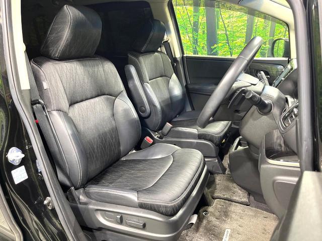 オデッセイ アブソルート・Ｘホンダセンシング　禁煙車　純正８型ナビ　フリップダウンモニター　バックカメラ　アダプティブクルーズコントロール　衝突被害軽減装置　リアオートエアコン　ＬＥＤヘッドライト　オートライト　純正１７ＡＷ　スマートキー（8枚目）