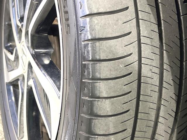 オデッセイ アブソルート・Ｘホンダセンシング　禁煙車　純正８型ナビ　フリップダウンモニター　バックカメラ　アダプティブクルーズコントロール　衝突被害軽減装置　リアオートエアコン　ＬＥＤヘッドライト　オートライト　純正１７ＡＷ　スマートキー（30枚目）