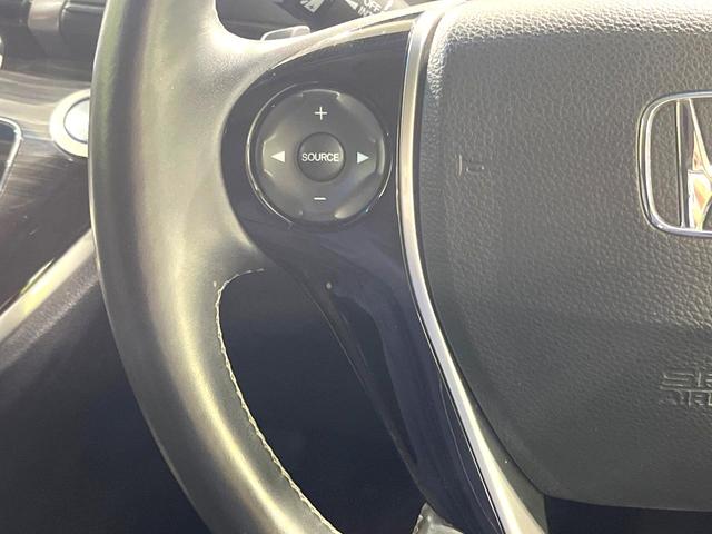 オデッセイ アブソルート・Ｘホンダセンシング　禁煙車　純正８型ナビ　フリップダウンモニター　バックカメラ　アダプティブクルーズコントロール　衝突被害軽減装置　リアオートエアコン　ＬＥＤヘッドライト　オートライト　純正１７ＡＷ　スマートキー（35枚目）