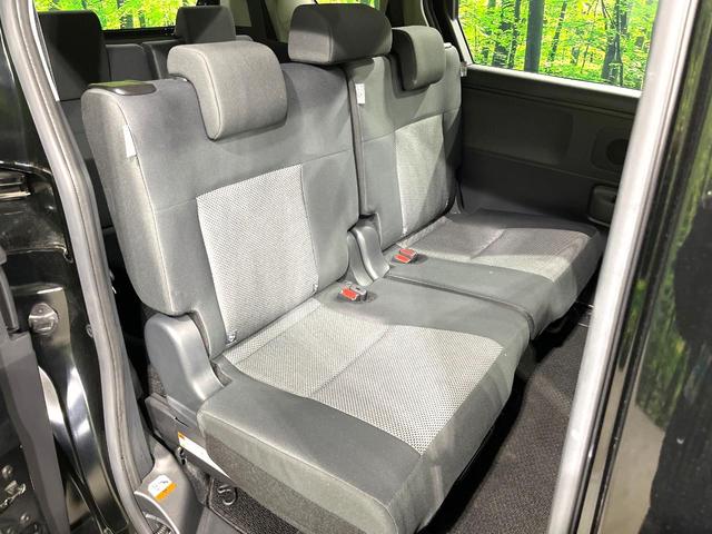 シエンタ Ｘ　禁煙車　純正８型ディスプレイオーディオ　Ａｐｐｌｅｃａｒｐｌａｙ　　バックカメラ　電動スライドドア　セーフティセンス　レーダークルーズコントロール　ＬＥＤヘッドライト　オートエアコン　スマートキー（9枚目）