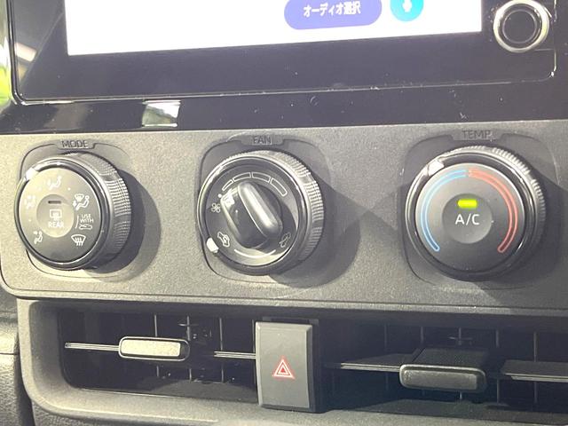 シエンタ Ｘ　禁煙車　純正８型ディスプレイオーディオ　Ａｐｐｌｅｃａｒｐｌａｙ　　バックカメラ　電動スライドドア　セーフティセンス　レーダークルーズコントロール　ＬＥＤヘッドライト　オートエアコン　スマートキー（33枚目）