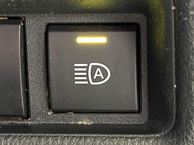 シエンタ Ｘ　禁煙車　純正８型ディスプレイオーディオ　Ａｐｐｌｅｃａｒｐｌａｙ　　バックカメラ　電動スライドドア　セーフティセンス　レーダークルーズコントロール　ＬＥＤヘッドライト　オートエアコン　スマートキー（47枚目）