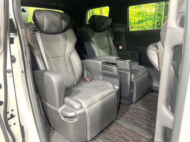 アルファード Z 禁煙車 サンルーフ 純正14型ディズプレイオーディオ 全周囲モニター 後席モニター デジタルインナーミラー シートベンチレーション パワーシート レーダクルーズ LEDヘッドライト(10枚目)