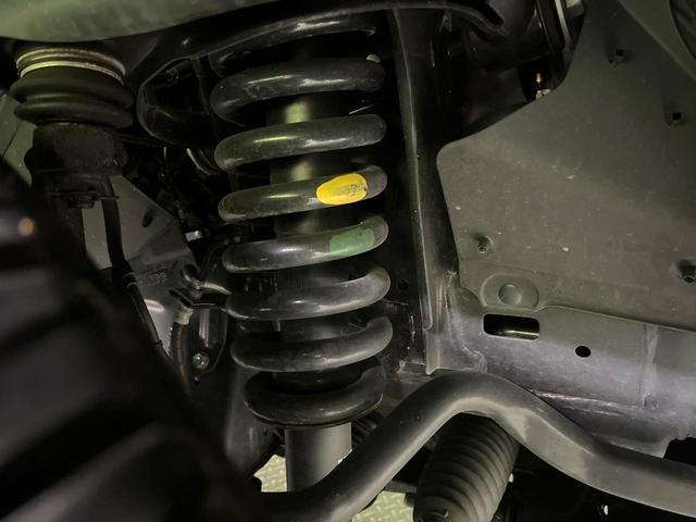 ランドクルーザープラド ＴＸ　Ｌパッケージ　禁煙車　純正９インチメモリーナビ　サンルーフ　４ＷＤ　ディーゼル　全周囲カメラ　レーダークルーズコントロール　黒革シート　前席シートエアコン　コーナーセンサー　ＬＥＤヘッドライト　ＥＴＣ２．０（20枚目）