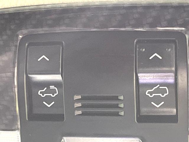 ランドクルーザープラド ＴＸ　Ｌパッケージ　禁煙車　純正９インチメモリーナビ　サンルーフ　４ＷＤ　ディーゼル　全周囲カメラ　レーダークルーズコントロール　黒革シート　前席シートエアコン　コーナーセンサー　ＬＥＤヘッドライト　ＥＴＣ２．０（61枚目）