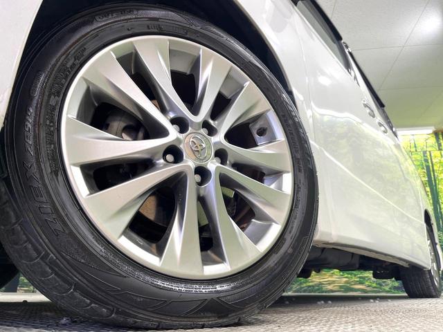 アルファード ２４０Ｓ　プライムセレクションＩＩ　禁煙車　ＳＤナビ　両側電動スライドドア　後席モニター　バックカメラ　コーナーセンサー　ＨＩＤヘッドライト　ＥＴＣ　純正１８インチアルミホイール　デュアルエアコン　リアオートエアコン（13枚目）