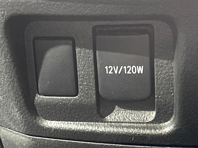 アルファード ２４０Ｓ　プライムセレクションＩＩ　禁煙車　ＳＤナビ　両側電動スライドドア　後席モニター　バックカメラ　コーナーセンサー　ＨＩＤヘッドライト　ＥＴＣ　純正１８インチアルミホイール　デュアルエアコン　リアオートエアコン（39枚目）