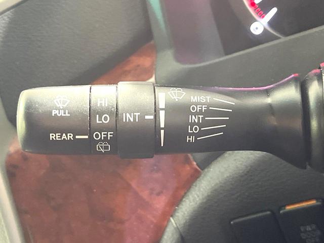 アルファード ２４０Ｓ　プライムセレクションＩＩ　禁煙車　ＳＤナビ　両側電動スライドドア　後席モニター　バックカメラ　コーナーセンサー　ＨＩＤヘッドライト　ＥＴＣ　純正１８インチアルミホイール　デュアルエアコン　リアオートエアコン（41枚目）