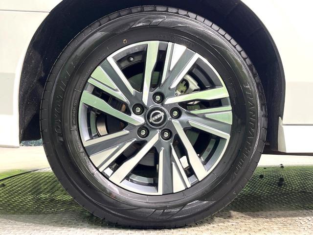 セレナ ハイウェイスターＶ　禁煙車　純正１２．３インチナビ　全周囲カメラ　両側電動ドア　衝突被害軽減システム　レーダークルーズ　コーナーセンサー　ＬＥＤヘッド　ビルトインＥＴＣ　純正１６インチアルミ　オートハイビーム（67枚目）