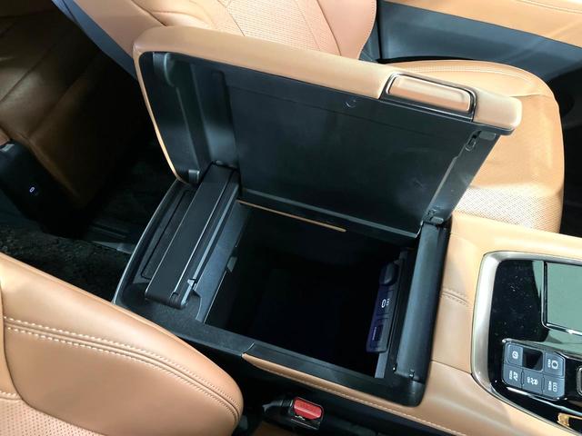 ヴェルファイアハイブリッド Z プレミア 禁煙車 左右独立ムーンルーフ 後席モニター ユニバーサルステップ 全周囲カメラ 純正14インチナビ 両側電動スライドドア 衝突被害軽減システム 電動リアゲート レザーシート 全席シートエアコン(42枚目)