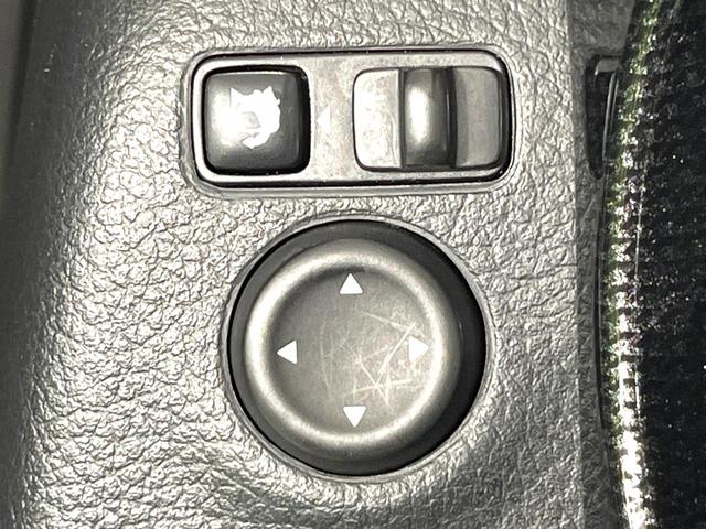 エクストレイル ２０Ｘｔ　エマージェンシーブレーキパッケージ　禁煙車　メーカーナビ　全周囲カメラ　電動リアゲート　シートヒーター　コーナーセンサー　ＬＥＤヘッドライト　ルーフレール　ビルトインＥＴＣ　クルーズコントロール　純正１７インチアルミホイール（33枚目）