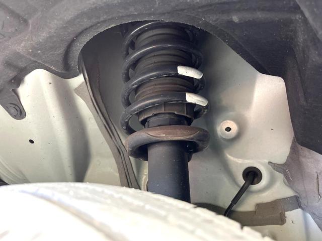 ルーミー カスタムＧ　禁煙車　純正９型ディズプレイオーディオ　全周囲モニター　両側電動スライドドア　レーダークルーズ　コーナーセンサー　シートヒーター　ＬＥＤヘッドライト　オートライト　Ｂｌｕｅｔｏｏｔｈ接続（20枚目）