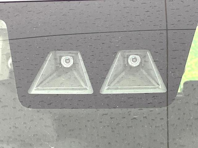 ルーミー カスタムＧ　禁煙車　純正９型ディズプレイオーディオ　全周囲モニター　両側電動スライドドア　レーダークルーズ　コーナーセンサー　シートヒーター　ＬＥＤヘッドライト　オートライト　Ｂｌｕｅｔｏｏｔｈ接続（28枚目）