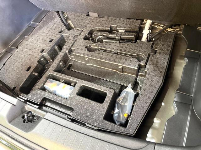 ノート Ｘ　禁煙車　純正９型ナビ　全周囲モニター　プロパイロット　ブラインドスポットモニター　ＬＥＤヘッドライト　オートライト　コーナーセンサー　スマートキー　オートエアコン　Ｂｌｕｅｔｏｏｔｈ接続（45枚目）