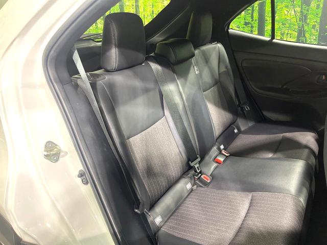 ヤリスクロス ハイブリッドＺ　禁煙車　純正８インチディスプレイオーディオ　バックカメラ　衝突被害軽減システム　レーダークルーズ　ブラインドスポットモニター　シートヒーター　ＥＴＣ　ハーフレザーシート　コーナーセンサー　車線逸脱警報（9枚目）