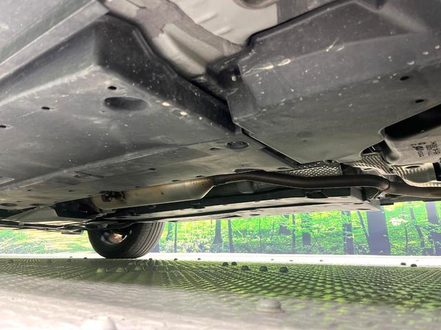 ヤリスクロス ハイブリッドＺ　禁煙車　純正８インチディスプレイオーディオ　バックカメラ　衝突被害軽減システム　レーダークルーズ　ブラインドスポットモニター　シートヒーター　ＥＴＣ　ハーフレザーシート　コーナーセンサー　車線逸脱警報（22枚目）