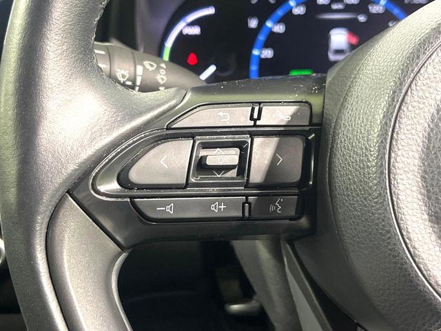 ヤリスクロス ハイブリッドＺ　禁煙車　純正８インチディスプレイオーディオ　バックカメラ　衝突被害軽減システム　レーダークルーズ　ブラインドスポットモニター　シートヒーター　ＥＴＣ　ハーフレザーシート　コーナーセンサー　車線逸脱警報（46枚目）