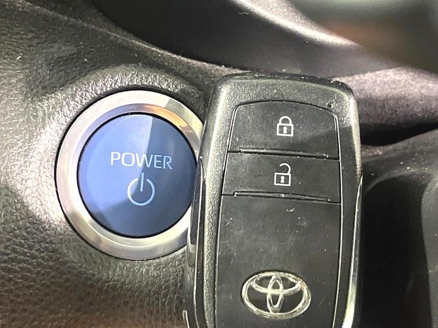 ヤリスクロス ハイブリッドＺ　禁煙車　純正８インチディスプレイオーディオ　バックカメラ　衝突被害軽減システム　レーダークルーズ　ブラインドスポットモニター　シートヒーター　ＥＴＣ　ハーフレザーシート　コーナーセンサー　車線逸脱警報（49枚目）