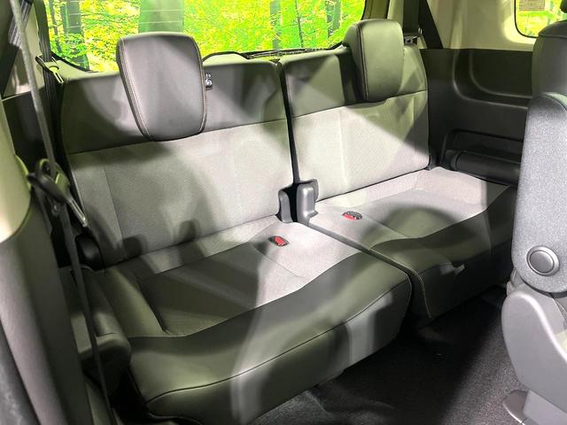 フリード e:HEVクロスター 登録済未使用車 両側電動ドア ホンダセンシング アダプティブクルーズ スマートキー 衝突被害軽減システム ハーフレザーシート コーナーセンサー LEDヘッド 車線逸脱警報 オートライト LEDフォグ(10枚目)