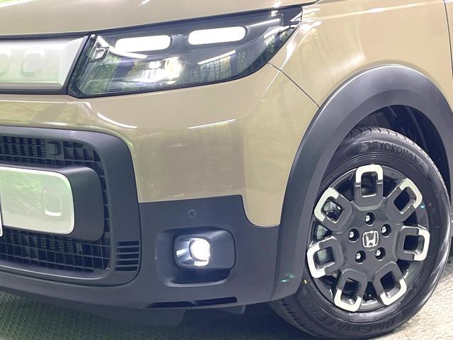 フリード e:HEVクロスター 登録済未使用車 両側電動ドア ホンダセンシング アダプティブクルーズ スマートキー 衝突被害軽減システム ハーフレザーシート コーナーセンサー LEDヘッド 車線逸脱警報 オートライト LEDフォグ(13枚目)