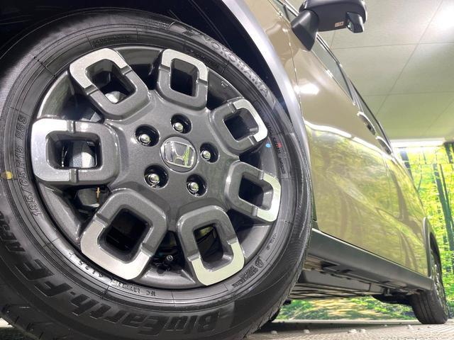 フリード e:HEVクロスター 登録済未使用車 両側電動ドア ホンダセンシング アダプティブクルーズ スマートキー 衝突被害軽減システム ハーフレザーシート コーナーセンサー LEDヘッド 車線逸脱警報 オートライト LEDフォグ(14枚目)