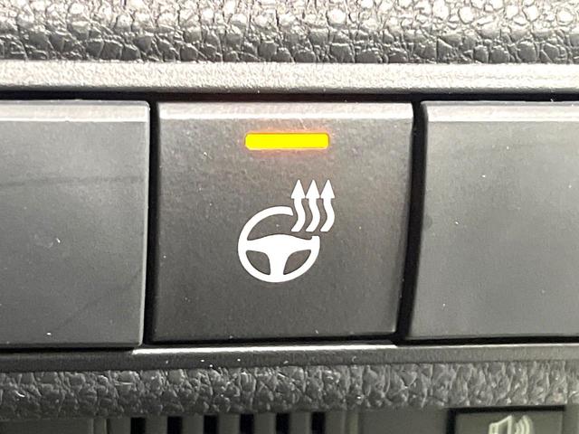 カローラツーリング ハイブリッド ダブルバイビー50ミリオンエディション 純正9インチDA バックカメラ 禁煙車 レーダークルーズコントロール ブラインドスポットモニター LEDヘッドライト ステアリングヒーター オートマチックハイビーム Bluetooth再 ハーフレザー(43枚目)