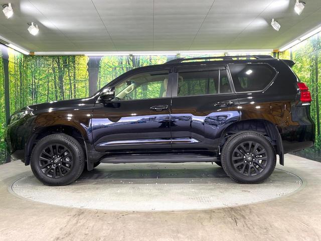 ランドクルーザープラド TX Lパッケージ マットブラックエディション 禁煙車 サンルーフ 全周囲カメラ 9型ナビ機能付きディスプレイオーディオ 4WD 衝突被害軽減システム ブラインドスポットモニター レーダークルーズ 前席シートエアコン コーナーセンサー ルーフレール(26枚目)