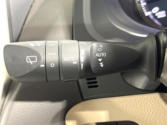 ランドクルーザープラド TX Lパッケージ マットブラックエディション 禁煙車 サンルーフ 全周囲カメラ 9型ナビ機能付きディスプレイオーディオ 4WD 衝突被害軽減システム ブラインドスポットモニター レーダークルーズ 前席シートエアコン コーナーセンサー ルーフレール(51枚目)