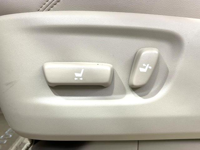 ランドクルーザープラド TX Lパッケージ マットブラックエディション 禁煙車 サンルーフ 全周囲カメラ 9型ナビ機能付きディスプレイオーディオ 4WD 衝突被害軽減システム ブラインドスポットモニター レーダークルーズ 前席シートエアコン コーナーセンサー ルーフレール(57枚目)