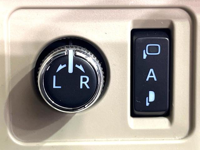 ランドクルーザープラド TX Lパッケージ マットブラックエディション 禁煙車 サンルーフ 全周囲カメラ 9型ナビ機能付きディスプレイオーディオ 4WD 衝突被害軽減システム ブラインドスポットモニター レーダークルーズ 前席シートエアコン コーナーセンサー ルーフレール(58枚目)