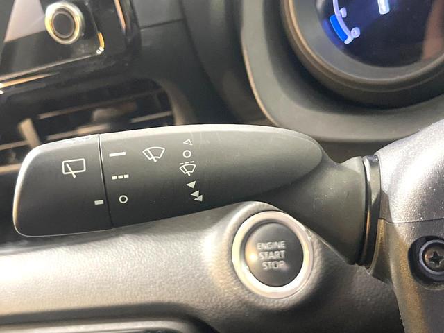 ヤリス G 全周囲カメラ 衝突被害軽減システム コーナーセンサー スマートキー LEDヘッド ビルトインETC 純正14インチアルミ オートハイビーム 車線逸脱警報 オートライト オートエアコン(44枚目)