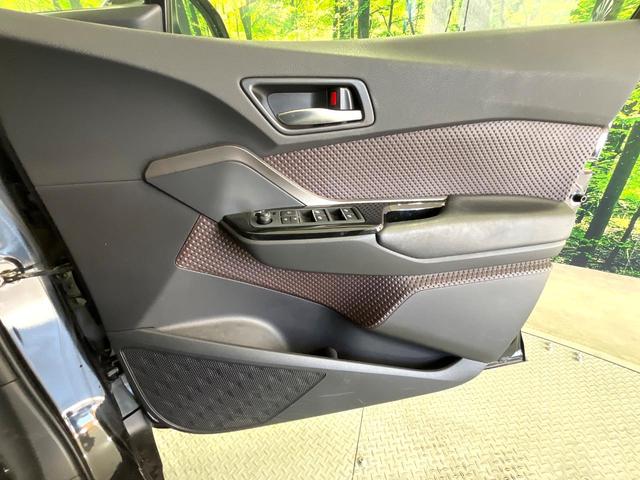 C-HR G 純正SDナビ バックカメラ 衝突被害軽減システム レーダークルーズ 禁煙車 ハーフレザーシート コーナーセンサー スマートキー LEDヘッド ビルトインETC 純正18インチアルミ オートハイビーム(50枚目)