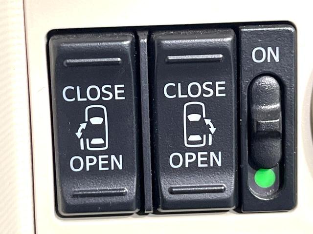 ムーヴキャンバス Ｇブラックアクセントリミテッド　ＳＡＩＩＩ　禁煙車　純正８型ナビ　全周囲モニター　両側電動スライドドア　衝突軽減装置　ＬＥＤヘッドライト　オートライト　スマートキー　オートハイビーム　フルセグＴＶ　Ｂｌｕｅｔｏｏｔｈ接続（5枚目）