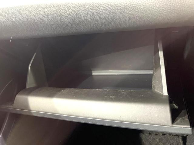 カローラツーリング ハイブリッド ダブルバイビー 禁煙車 純正9型ナビ付ディスプレイオーディオ Bluetooth バックカメラ ビルトインETC セーフティセンス レーダークルーズコントロール LED シートヒーター 純正17AW スマートキー(33枚目)