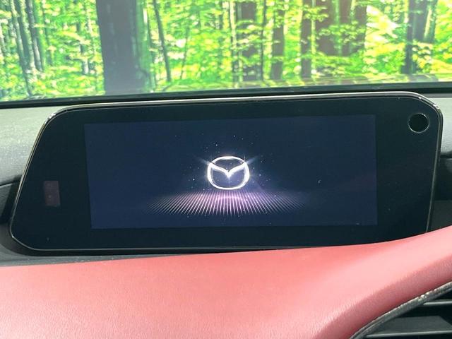 MAZDA3ファストバック 20Sバーガンディ セレクション 禁煙車 純正8.8型ナビ 360度ビューモニター 柿本マフラー 衝突被害軽減装置 赤革シート シートヒーター クリアランスソナー ステアリングヒーター オートエアコン 純正18AW スマートキー(3枚目)