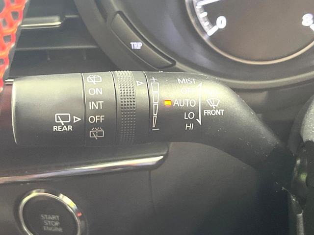 MAZDA3ファストバック 20Sバーガンディ セレクション 禁煙車 純正8.8型ナビ 360度ビューモニター 柿本マフラー 衝突被害軽減装置 赤革シート シートヒーター クリアランスソナー ステアリングヒーター オートエアコン 純正18AW スマートキー(25枚目)