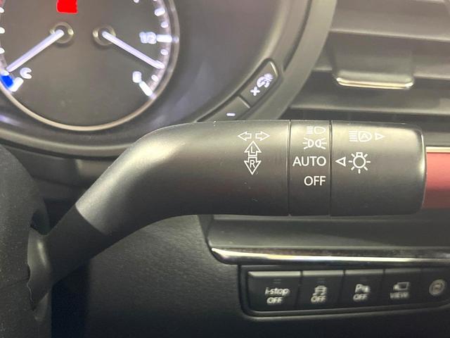 MAZDA3ファストバック 20Sバーガンディ セレクション 禁煙車 純正8.8型ナビ 360度ビューモニター 柿本マフラー 衝突被害軽減装置 赤革シート シートヒーター クリアランスソナー ステアリングヒーター オートエアコン 純正18AW スマートキー(26枚目)